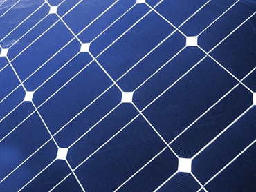 Preverite obratovanje sončne elektrarne! 