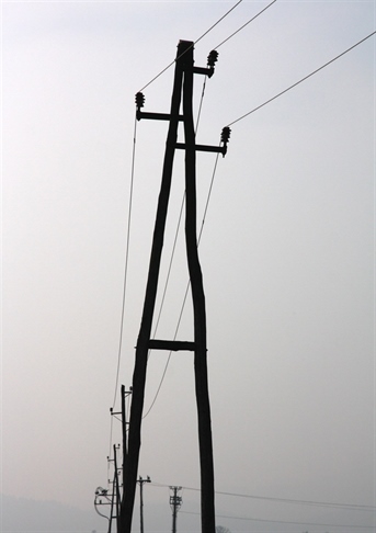 Električna energija znova v vseh domovih