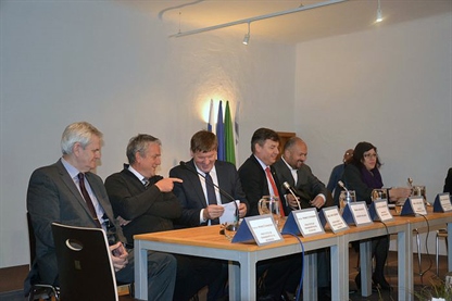 Predsednik vlade obiskal posavske hidroelektrarne
