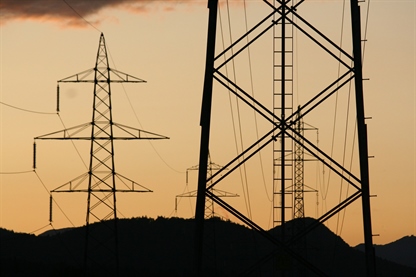 Cene električne energije se še znižujejo