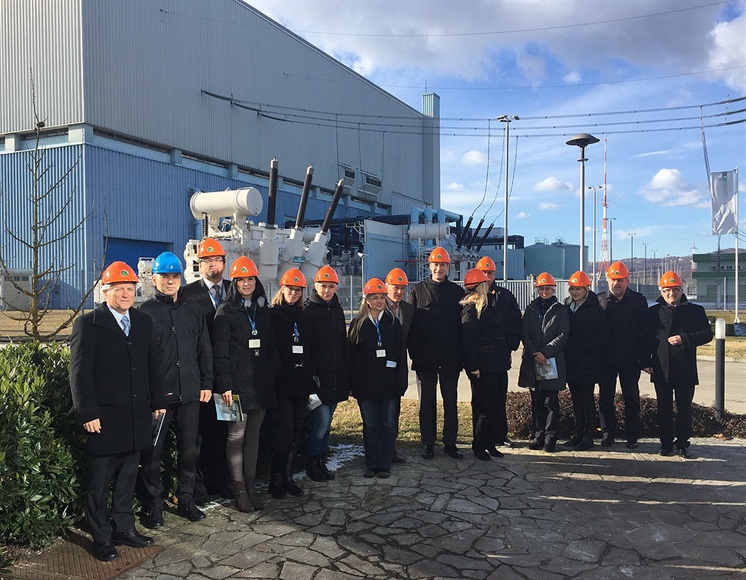 Posavje obiskali člani SZKO v elektro energetiki