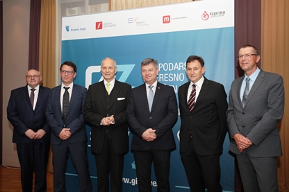 Distribucija postaja nosilni steber razvoja energetike