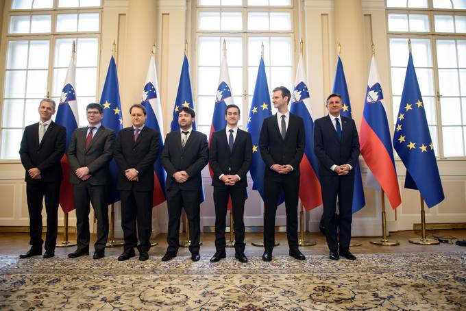 Jabolko navdiha za razvoj tandemske sončne celice