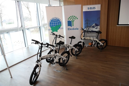 Zmagovalcem Ekokviza za nagrado električna kolesa