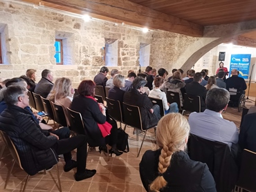 HESS v projektu Mladi mladim