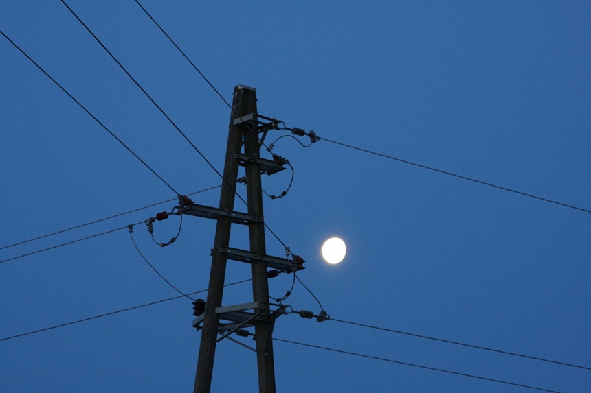 Povpraševanje po električni energiji maja le malenkost višje