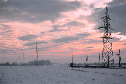 Iz prenosnega omrežja lani prevzetih 12,7 TWh električne energije