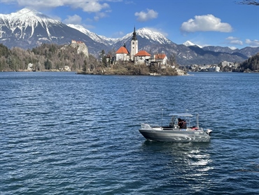 Družba iz skupine HESS izvedla batimetrične meritve Blejskega jezera