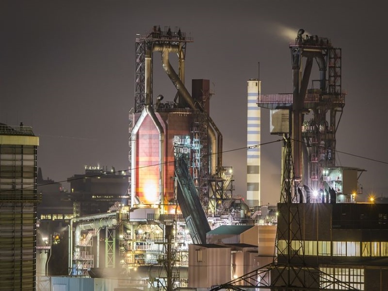 Za usmerjanje velike industrije v dolgoročni zeleni prehod EU v posodobitev predpisov o industrijskih emisijah