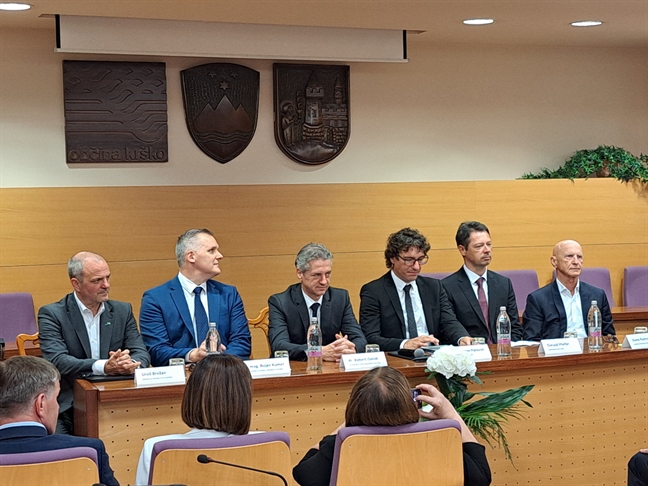 Predsednik vlade izrazil podporo drugemu bloku nuklearke