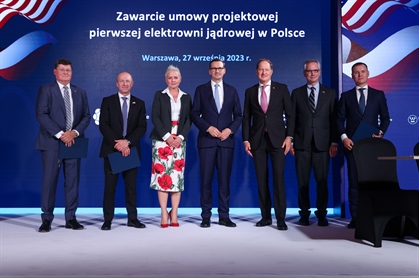 Poljaki začenjajo gradnjo prve jedrske elektrarne