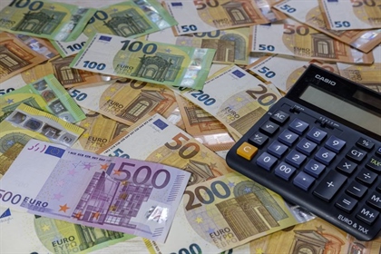 EIB lani Sloveniji zagotovila 359 milijonov evrov