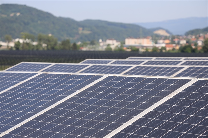 Obnovljivi viri zagotavljajo vse večji delež proizvodnje električne energije v Sloveniji