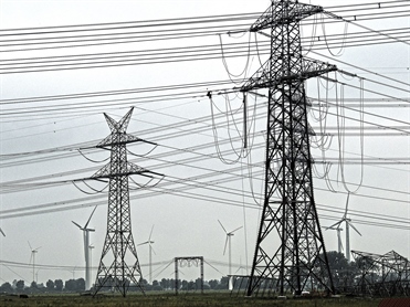 Razbitje nemškega elektroomrežja na pet cenovnih območij: Kaj je v ozadju?