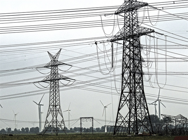 Razbitje nemškega elektroomrežja na pet cenovnih območij: Kaj je v ozadju?