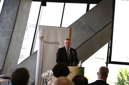 Zeleni prehod spreminja energetske in finančne trge po vsem svetu